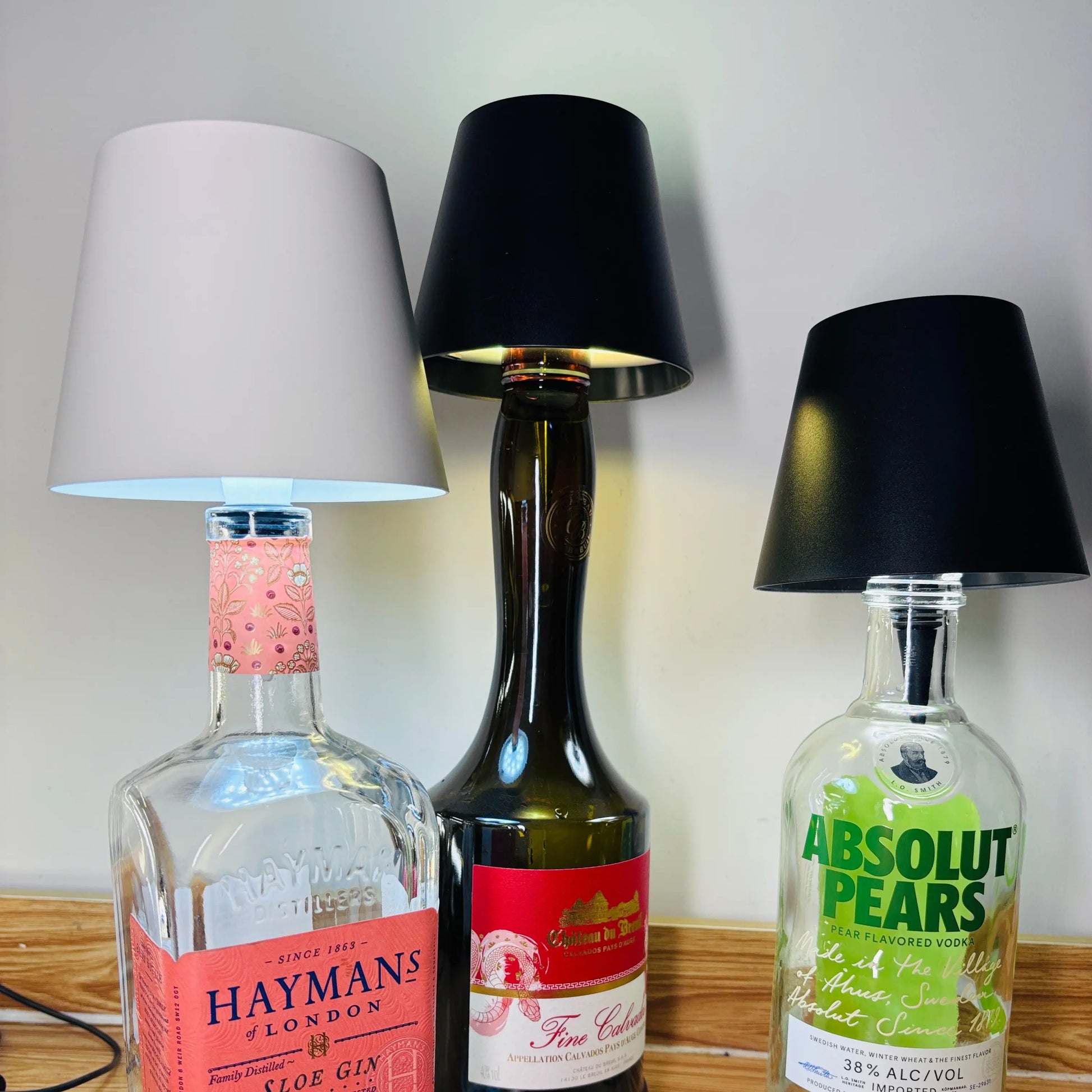 2026 New Wireless Bottle Lamp - Ledstock Upbottle Lights for Liquor & Wine Bottles,Cordless Lampshade, Whiskey Bottle Toplight, Bottle Stopper Night Light Kit,Rechargeable 3-Tone Touch-Dimmable