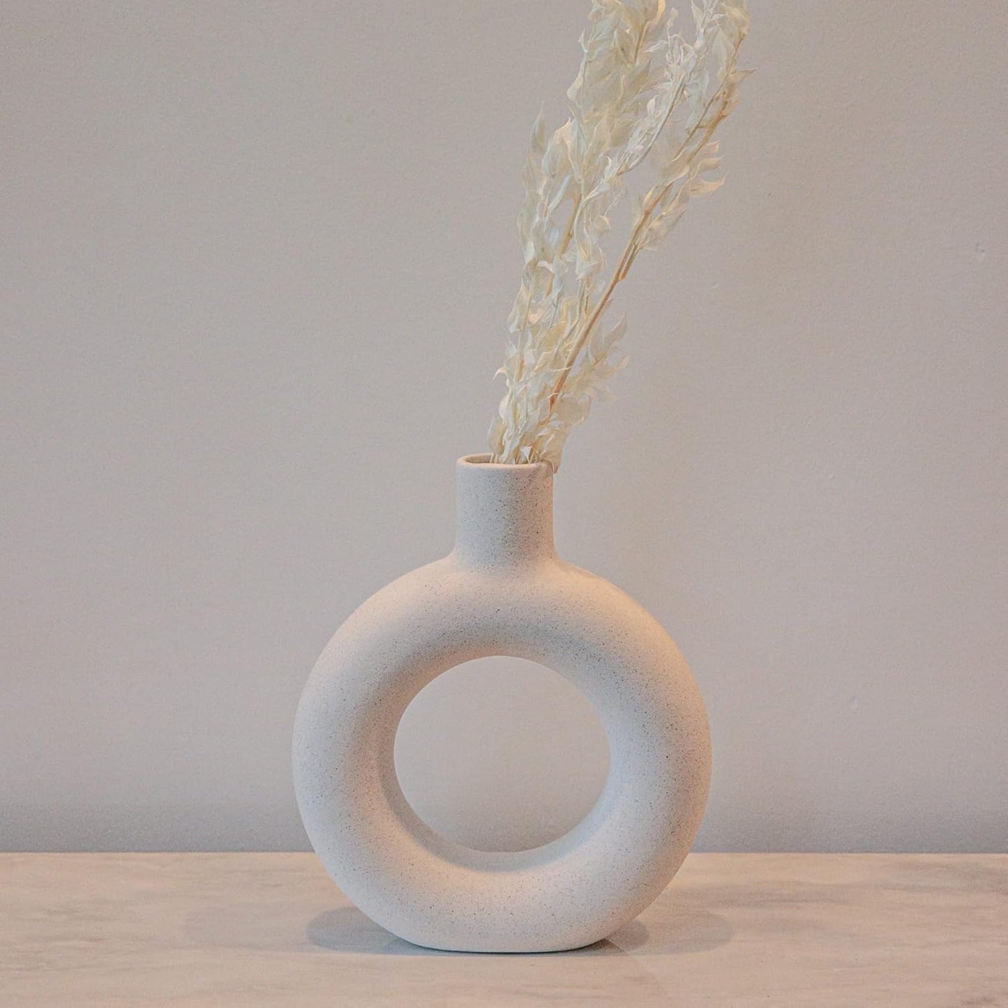 Ceramic Nordic Vase, White Modern Vase, Circular Donut Vase, Scandinavian (Donut Vase)