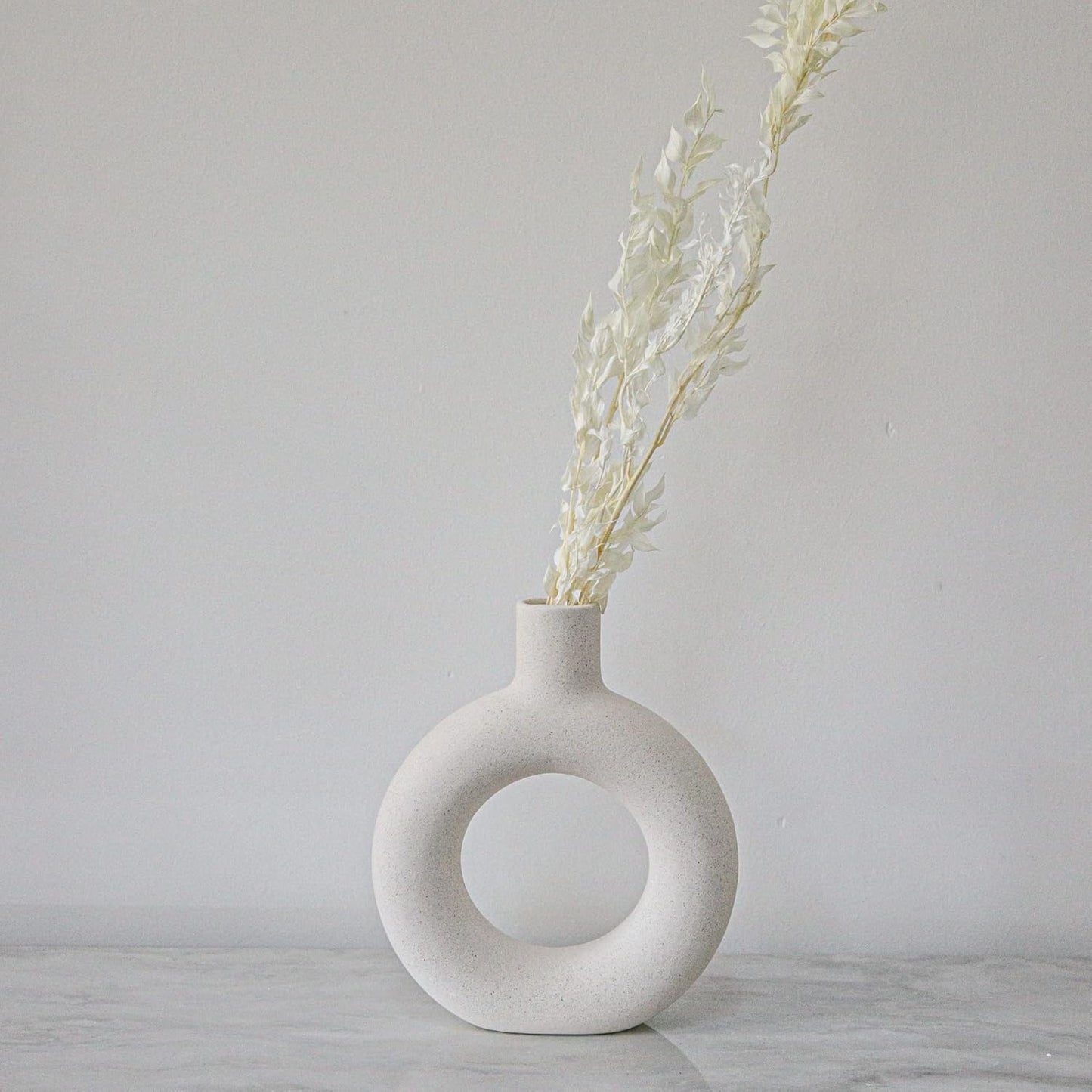 Ceramic Nordic Vase, White Modern Vase, Circular Donut Vase, Scandinavian (Donut Vase)